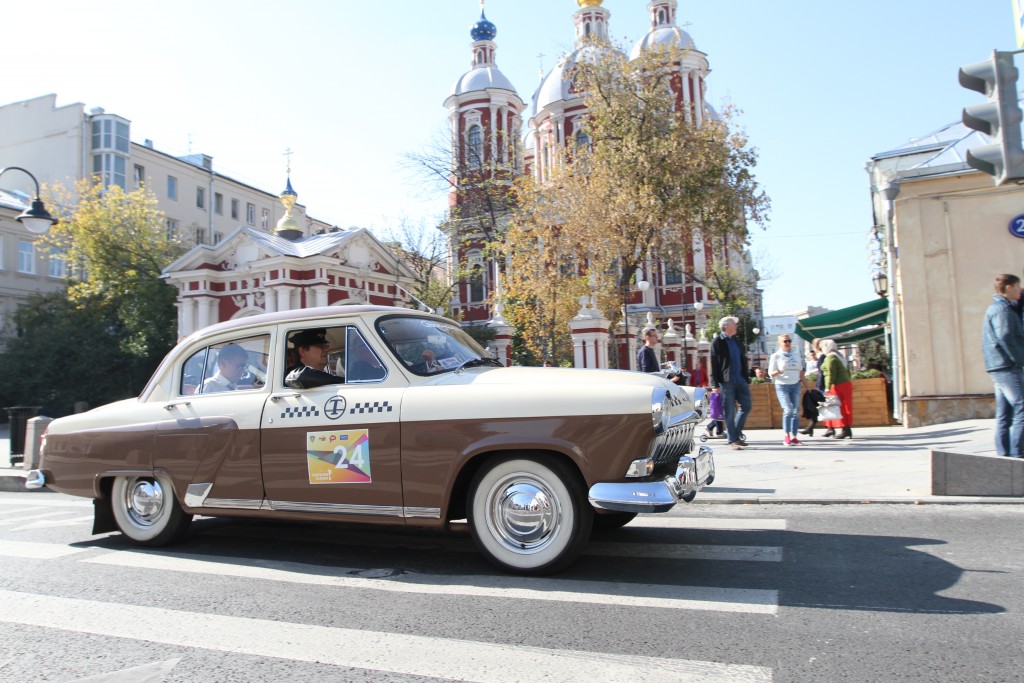 Автопробег ретро автомобилей