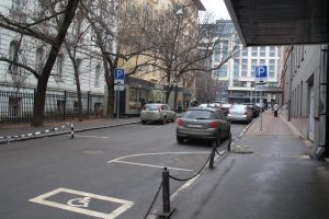Свыше 80 процентов москвичей оплачивают парковку в мобильном приложении. Фото: архив, «Вечерняя Москва»