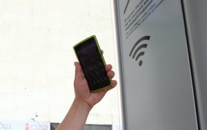  Почти 470 роутеров для раздачи городского Wi-Fi появятся в Москве к концу 2018 года. Фото: «Вечерняя Москва»