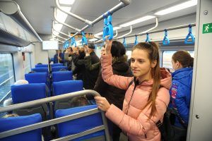 Пассажиропоток поездов на МЦК в январе стал больше на десять процентов. Фото: Светлана Колоскова, «Вечерняя Москва»