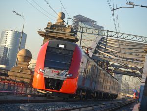 Свыше трех миллионов пассажиров проехались на поездах МЦК в первой половине мая. Фото: Александр Кожохин, «Вечерняя Москва»