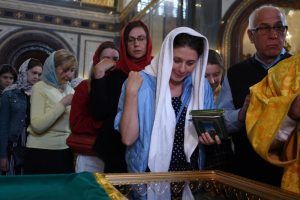 Для паломников к мощам святых Петра и Февронии в Москве заработала «горячая линия». Фото: Пелагия Замятина 