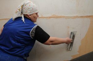 Специалисты начнут капитальный ремонт одного из домов в районе. Фото: Петр Болховитинов, «Вечерняя Москва»