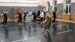 Танцевать на мастер-классе про импровизацию пригласит «Стимул». Фото предоставили в пресс-службе учреждения