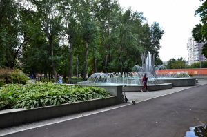 Фотовыставку «Страна метала» открыли в парке «Таганский». Фото: Анна Быкова