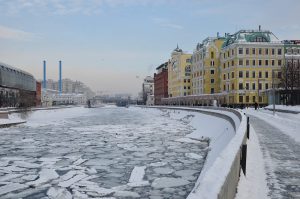 Работы на Крутицкой набережной завершат до конца года. Фото: сайт мэра Москвы