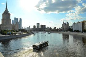 Новые маршруты до Новоспасского причала курсируют по городу. Фото: Анна Быкова, «Вечерняя Москва»