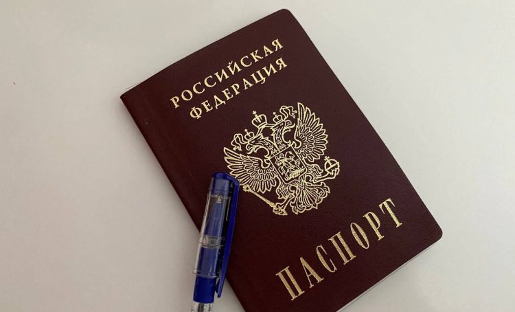 Александр Хинштейн посетил экстерриториальный участок на станции метро «Курская». Фото: Анастасия Герман, «Вечерняя Москва»