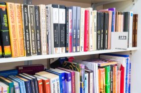 Трехдневный фестиваль театрализованных читок«ИноДрама» пройдет в «Иностранке». Фото: Ксения Догонашева, «Вечерняя Москва»