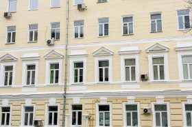 Фасад дома отреставрировали в Таганском районе. Фото: Фонд капитального ремонта многоквартирных домов города Москвы